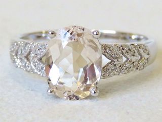 9k White Gold 1.8ct Morganite & 24 pcs Diamond Ring