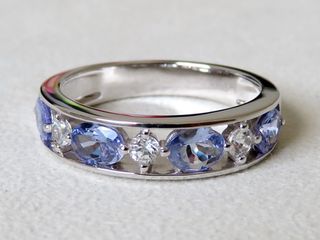 9k White Gold 1.2ct Tanzanite & Sapphire Ring