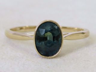 9k Yellow Gold 1.59ct Blue Sapphire Ring