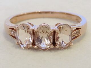 9k Rose Gold 1.3ct Morganite & White Sapphire Ring
