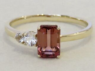 9k Yellow Gold 1.26ct Pink Tourmaline & White Sapphire Ring