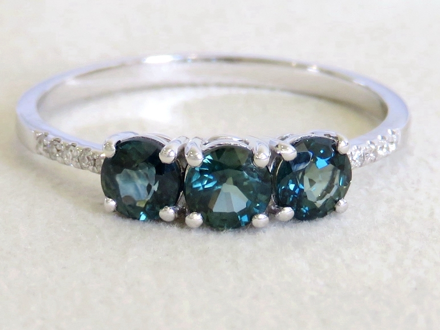 14k White Gold Teal Sapphire & Diamond 3-Stone Engagement Ring | CL Jewellery NZ