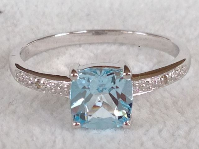 9ct White Gold Blue Topaz & Diamond Ring - Gemstone Rings-Emerald Rings ...