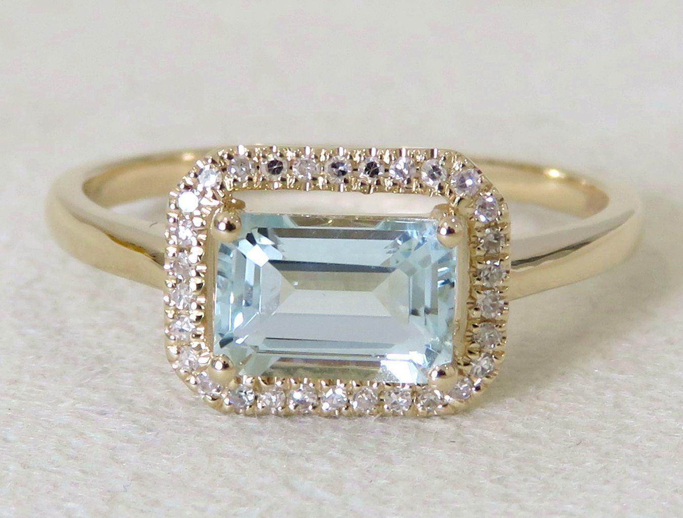 9k Yellow Gold 1.1ct Aquamarine & Diamond Ring