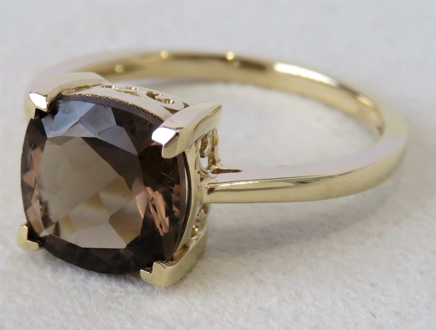 9k Yellow Gold 2.6ct Smoky Quartz Ring