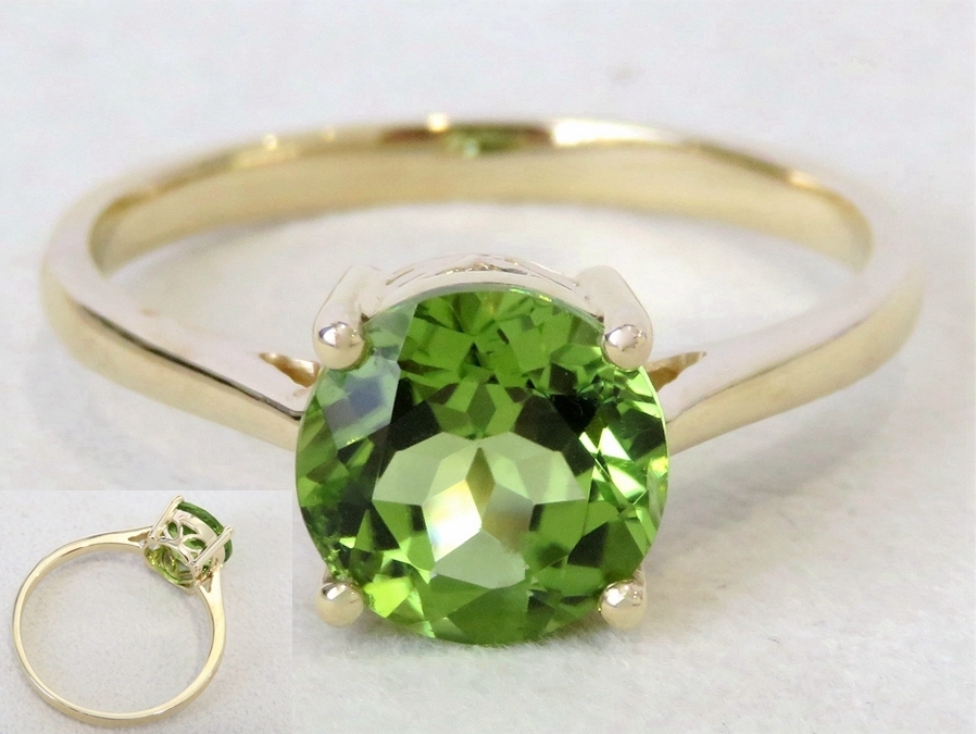9k Yellow Gold 2.15ct Peridot Ring