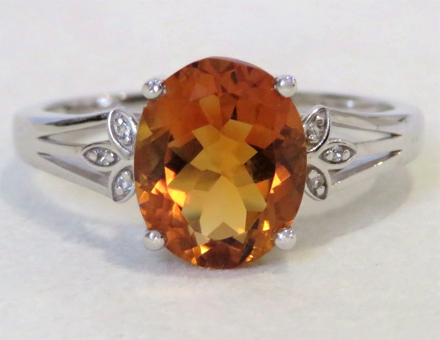 9k White Gold 2.25ct Citrine & White Sapphire Ring