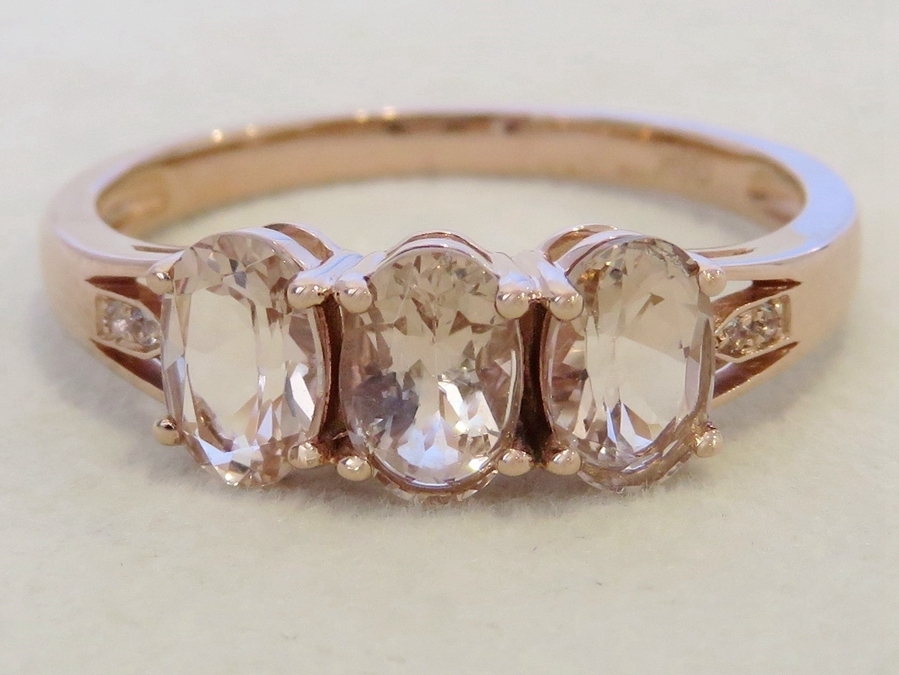 9k Rose Gold 1.3ct Morganite & White Sapphire Ring