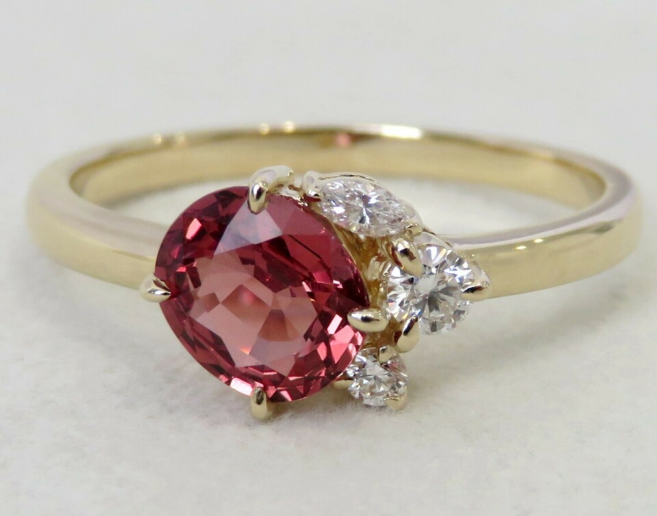 14k Yellow Gold 1.22ct Padparadscha Sapphire & 0.17ct Diamond Ring