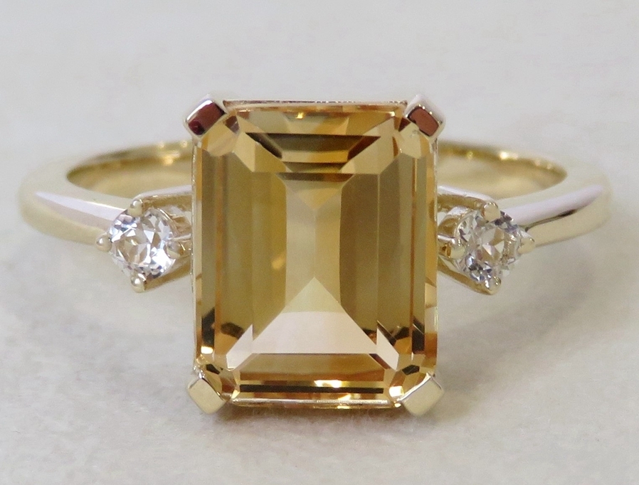 9k Yellow Gold 3.4ct Citrine & White Sapphire Ring