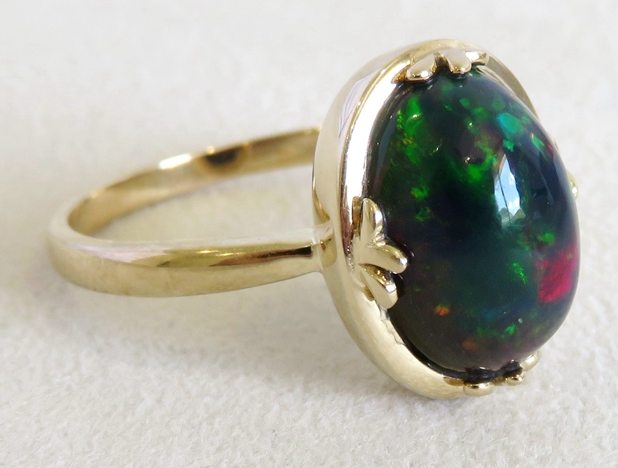 9k Yellow Gold 3.86ct Black Fire Opal Ring