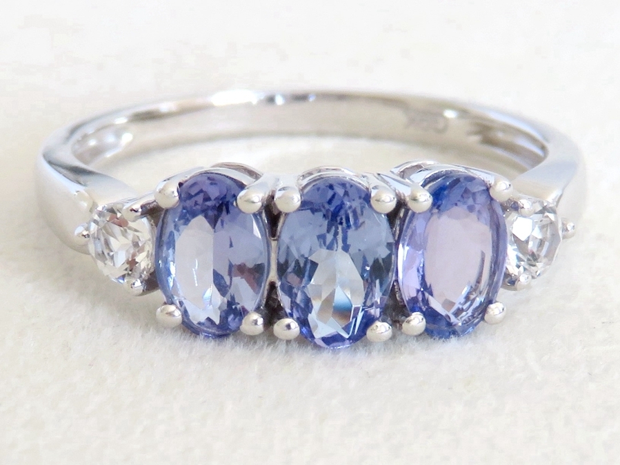 9k White Gold 1.4ct Tanzanite & White Sapphire Ring
