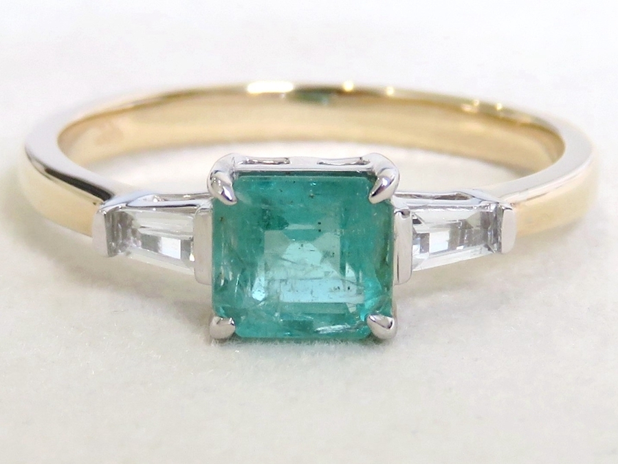 9k Yellow/White Gold Emerald & White Sapphire Ring