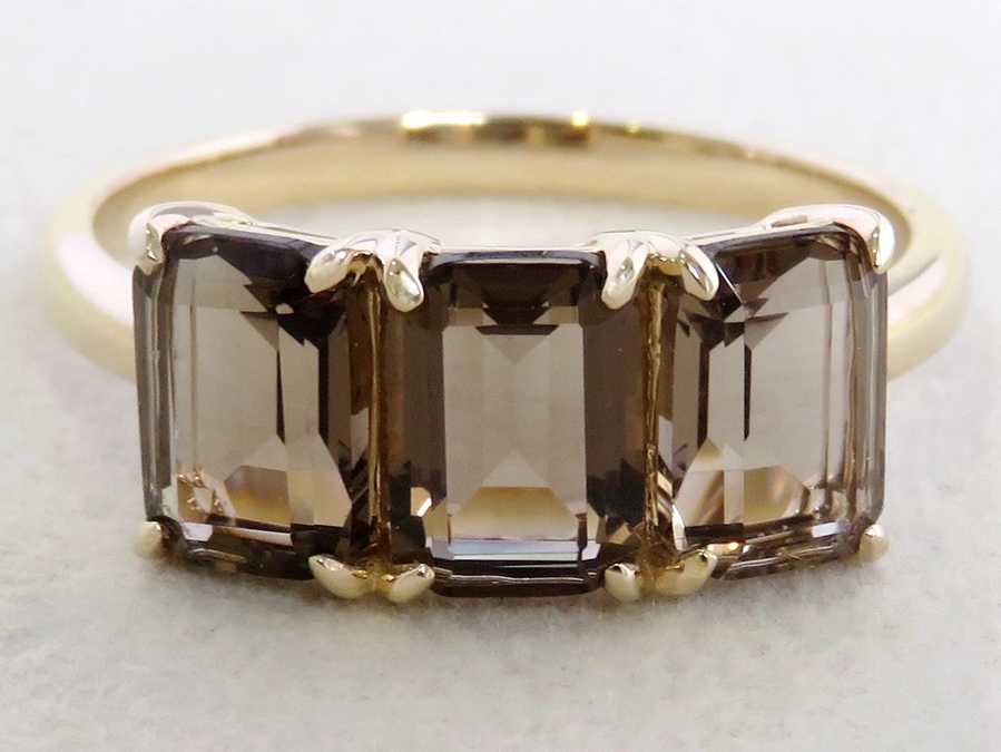 2.7ct Smoky Quartz 3-Stone Ring in 9k Yellow Gold