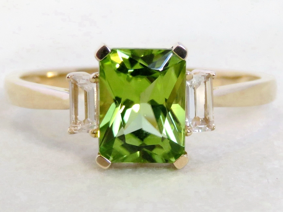1.7ct Peridot Ring with White Sapphire Accents 3-Stone Design in 9k Yellow Gold