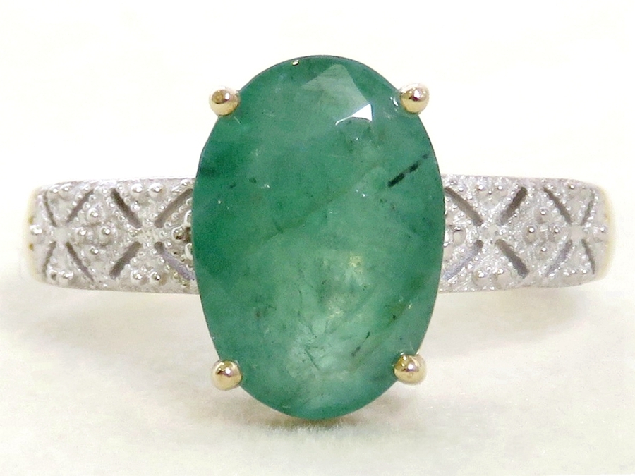 3.6ct Emerald Ring in 9k Yellow & White Gold