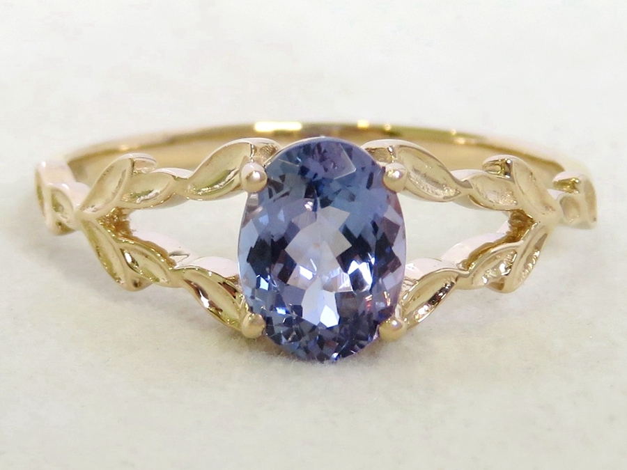 1.04ct Tanzanite Ring in 9k Yellow Gold