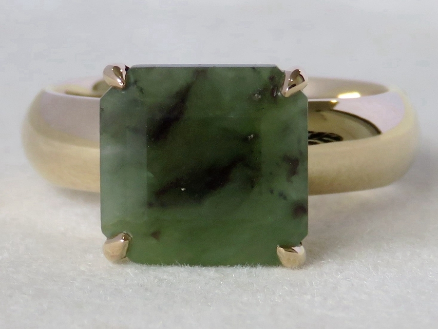 Custom Made 9k Yellow Gold Pounamu Ring