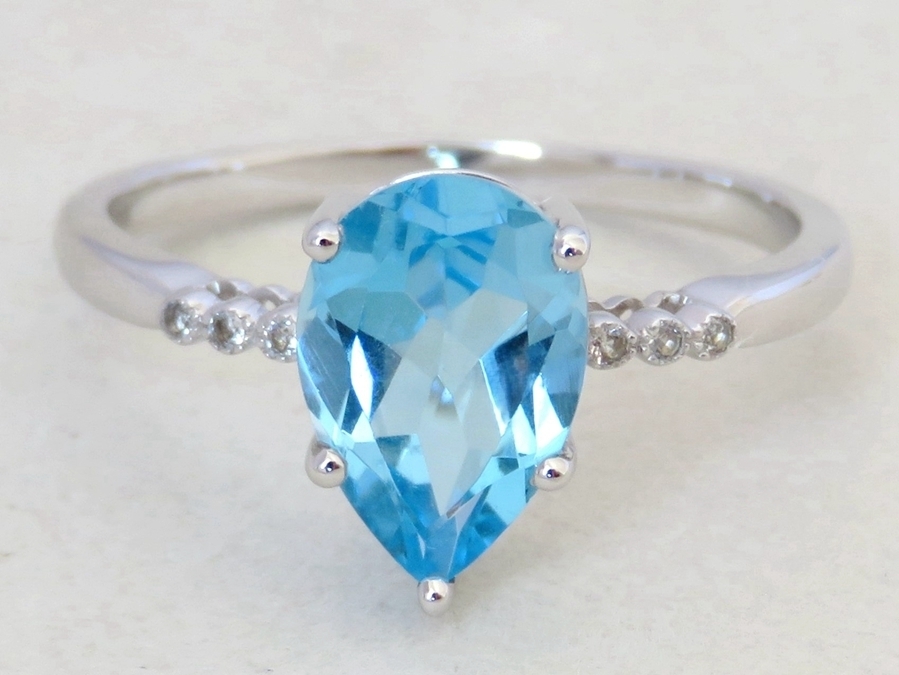 Swiss Blue Topaz & White Sapphire Ring in 9k White Gold NZ | CL Jewellery NZ