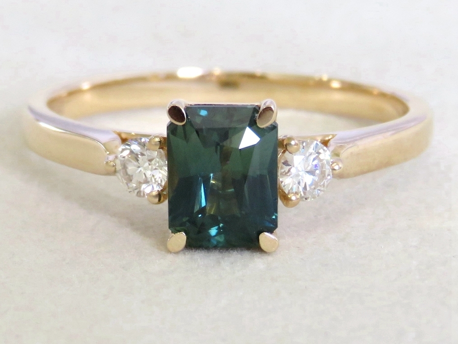 14k Yellow Gold Teal Sapphire & Diamond 3-Stone Engagement Ring | CL Jewellery NZ