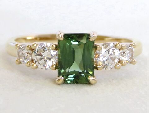 1.51ct Green Sapphire Ring with 0.7ct Lab Diamond in 14k Yellow Gold