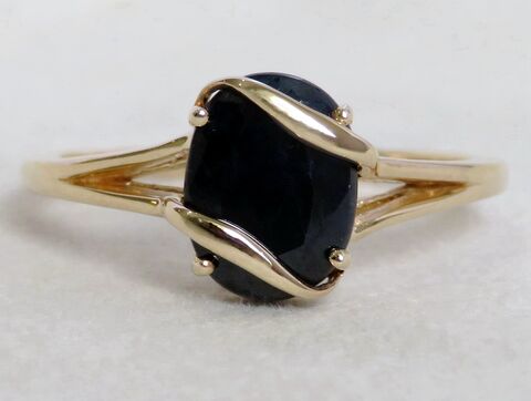 2.6ct Black Sapphire Ring in 9k Yellow Gold